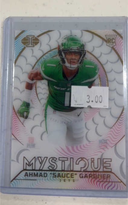 2022 Panini Illusions Mystique #41 Ahmad "Sauce" Gardner — front