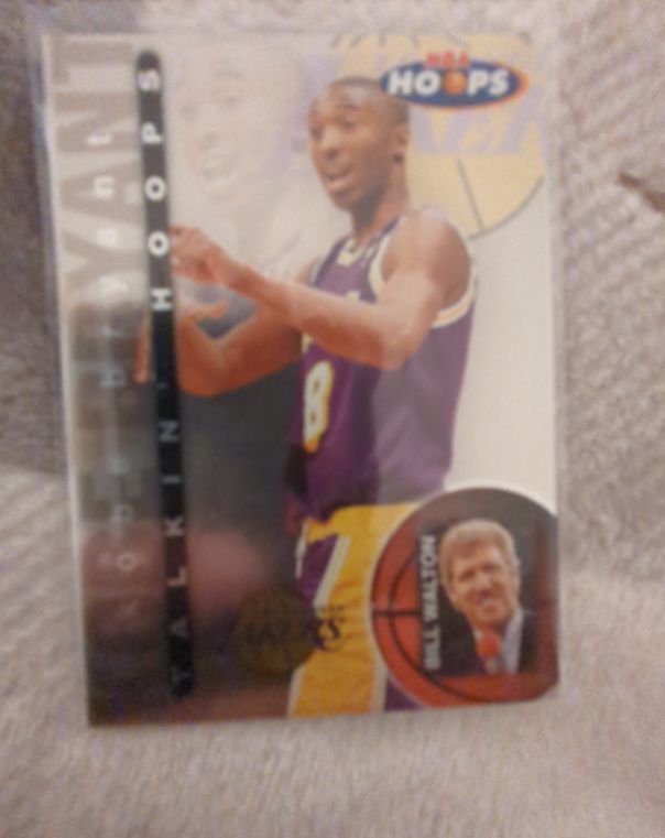 1997-98 Skybox NBA Hoops Talkin' Hoops #15 Kobe Bryant — front