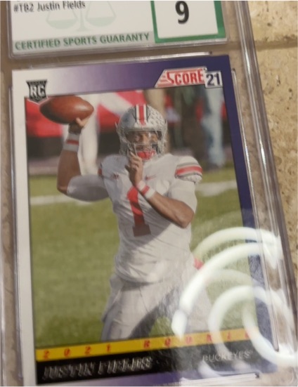 2021 Panini Score #TB2 Justin Fields — front