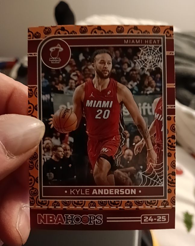 2024-25 Panini NBA Hoops Haunted Hoops #52 Kyle Anderson — front