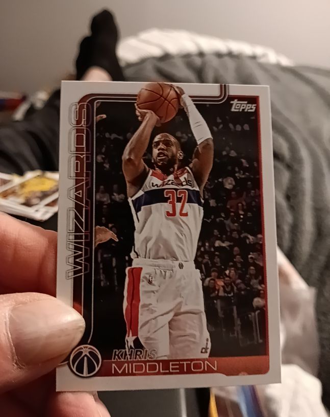 2025-26 Topps Basketball #100 Khris Middleton — front