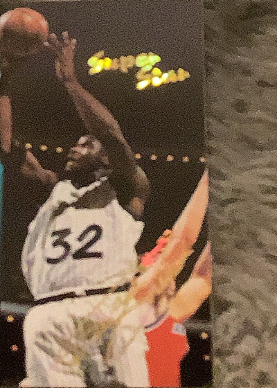 1993 Fleer Ultra #32 Magic Johnson — front