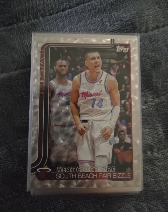 2025-26 Topps #284 Heat Catch Fire South Beach Pair Sizzle Miami Heat — front