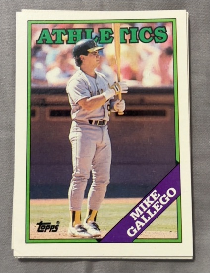 1988 Topps #702 Mike Gallego — front