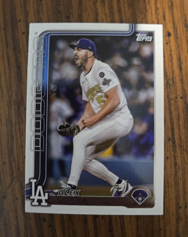 2025 Topps Update #US239 Alex Vesia — front