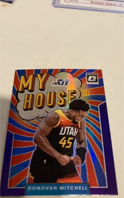 2021-22 Panini Donruss Optic #2 Donovan Mitchell My House — front