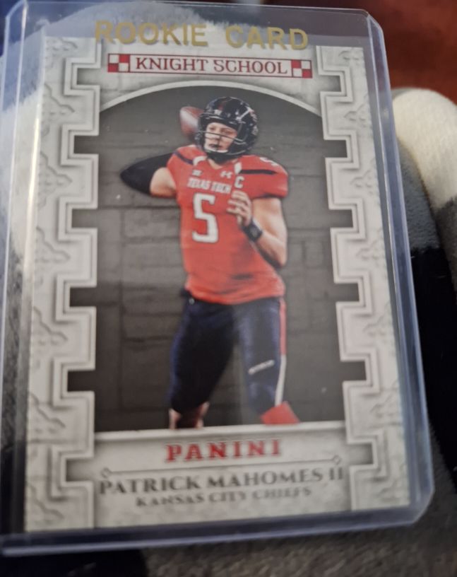 2017 Panini Knight School #KNS-PM Patrick Mahomes II — front