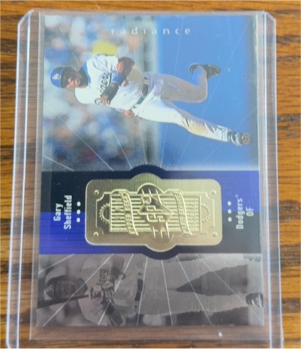1998 SPx Finite #289 Gary Sheffield Radiance — front