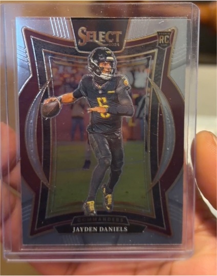 2024 Panini Select #26 Jayden Daniels Concourse Rookie — front