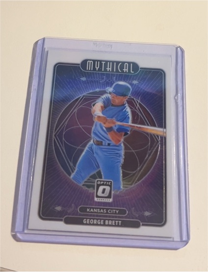 2021 Donruss Optic Mythical #M7 George Brett — front