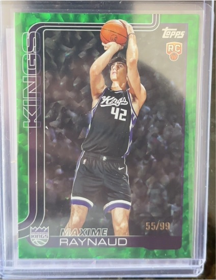 2025-26 Topps #243 Maxime Raynaud — front