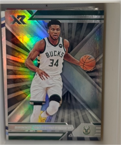 2021-22 Panini Chronicles XR #393 Giannis Antetokounmpo — front