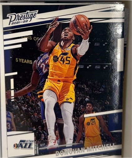 2021-22 Panini Chronicles Prestige #68 Donovan Mitchell — front
