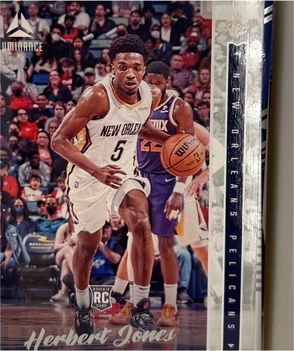 2021-22 Panini Chronicles Luminance #248 Herbert Jones — front