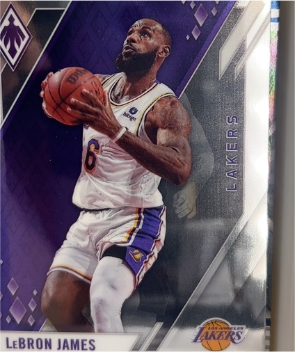 2023-24 Panini Phoenix Paragon #14 LeBron James — front