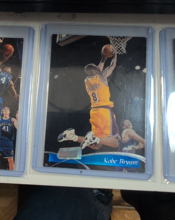 1997-98 Topps Stadium Club #146 Kobe Bryant — front