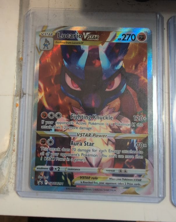 2023 Pokémon SWSH291 Lucario VSTAR — front