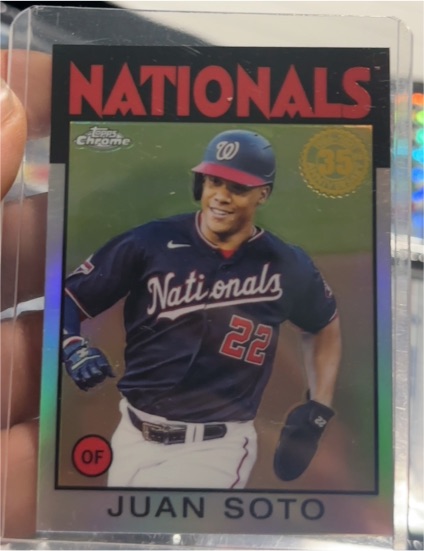 2021 Topps Chrome 1986 35th Anniversary Refractor #86BC-4 Juan Soto — front