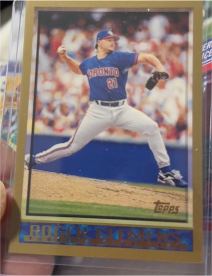 1998 Topps #300 Roger Clemens — front