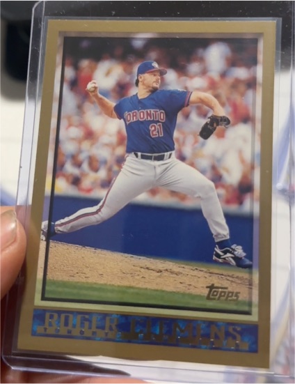 1998 Topps #300 Roger Clemens — front