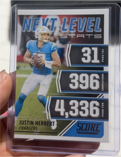 2021 Panini Score Next Level Stats #NL10 Justin Herbert — front