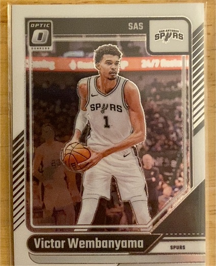 2024-25 Donruss Optic #45 Victor Wembanyama — front