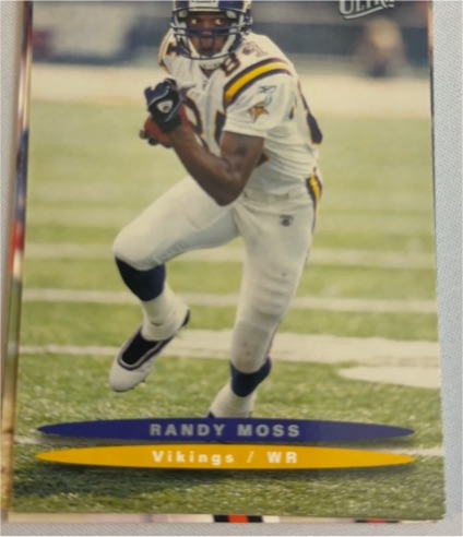 2003 Fleer Ultra #77 Randy Moss — front