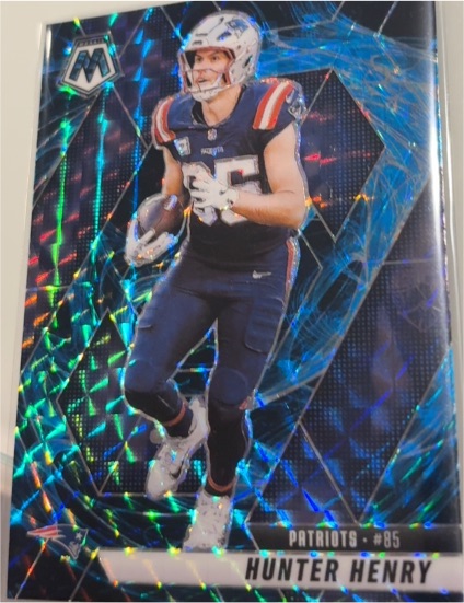 2025 Panini Mosaic #85 Hunter Henry — front