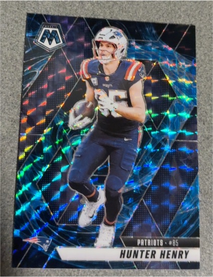 2025 Panini Mosaic #85 Hunter Henry — front