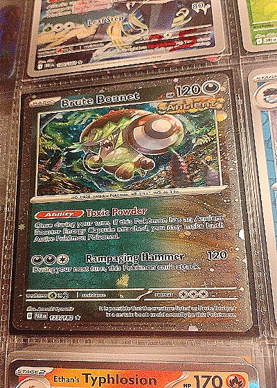 2023 Pokémon Scarlet & Violet Paradox Rift #123 Brute Bonnet — front