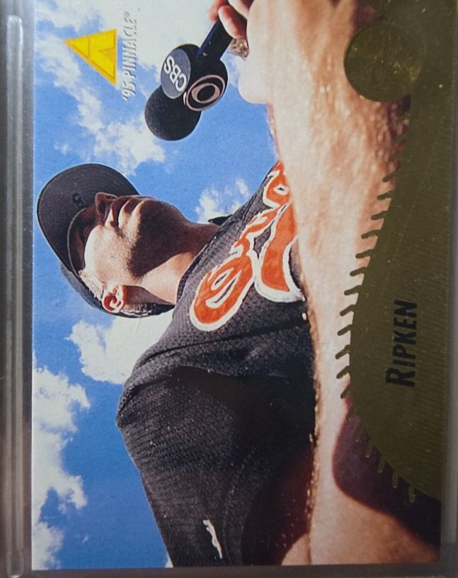 1995 Pinnacle #204 Cal Ripken Jr. — front