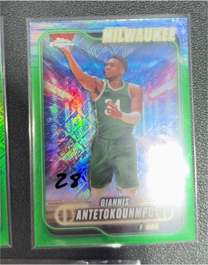 2024-25 Topps Chrome #41 Giannis Antetokounmpo — front