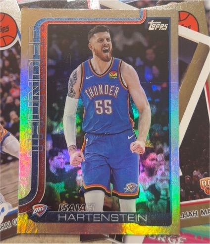 2025-26 Topps #120 Isaiah Hartenstein — front