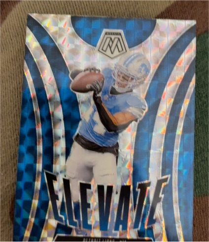 2025 Panini Mosaic #8 Isaac TeSlaa Elevate Rookie RC — front