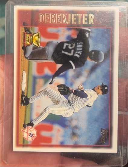 1997 Topps #13 Derek Jeter — front
