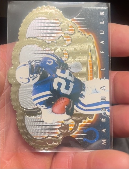 1998 Pacific Crown Royale #51 Marshall Faulk — front