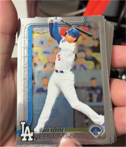 2025 Topps Chrome #239 Freddie Freeman — front
