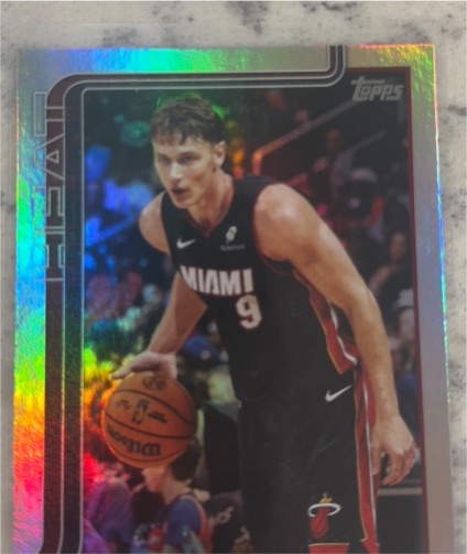 2025-26 Topps #79 Pelle Larsson — front