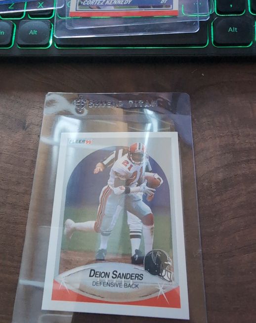 1990 Fleer #382 Deion Sanders — front