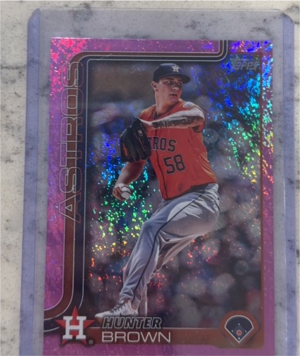 2025 Topps Series 2 #693 Hunter Brown — front
