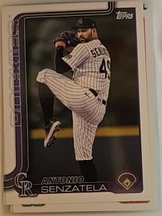 2025 Topps #L Antonio Senzatela — front