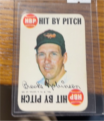 1968 Topps Game #9 Brooks Robinson — front