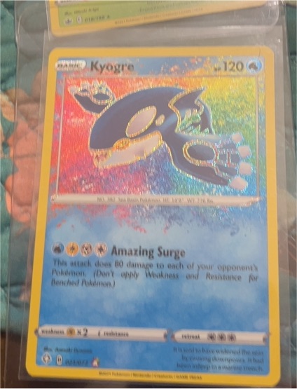 2021 Pokémon TCG Shining Fates #021 Kyogre Amazing Rare — front