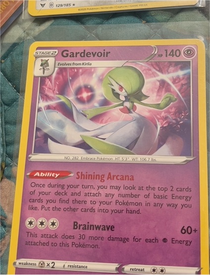 2021 Pokémon #61 Gardevoir — front