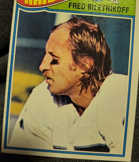 1977 Topps #295 Fred Biletnikoff — front