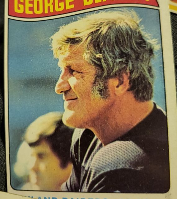 1975 Topps #7 George Blanda — front