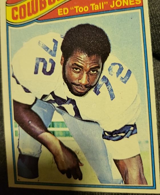 1976 Topps #427 Ed Too Tall Jones — front