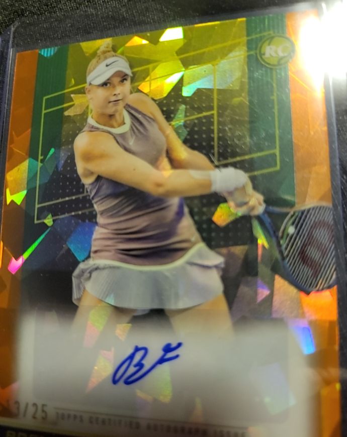 2024 Topps Chrome Tennis Brenda Fruhvirtova RC Orange Refractor Auto #TCA-BFA — front