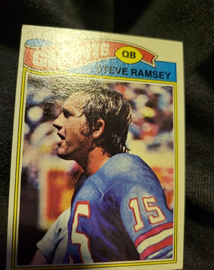 1977 Topps Football #473 Steve Ramsey — front