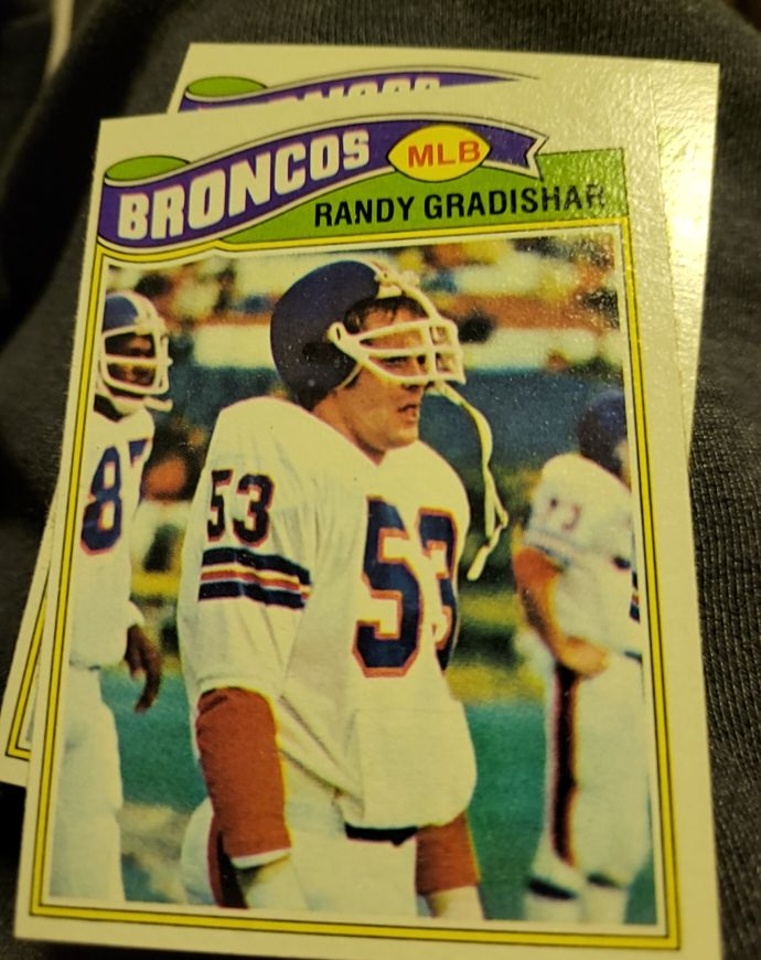 1977 Topps #179 Randy Gradishar Denver Broncos — front